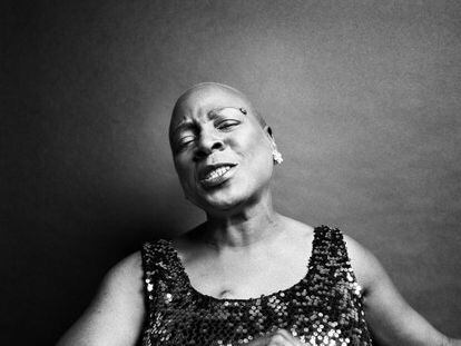 La cantante Sharon Jones, fotograf&iacute;ada en Nueva York. 