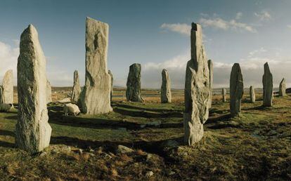 Menhires de Callanish, en las islas Hébridas, al norte de Escocia (Reino Unido).