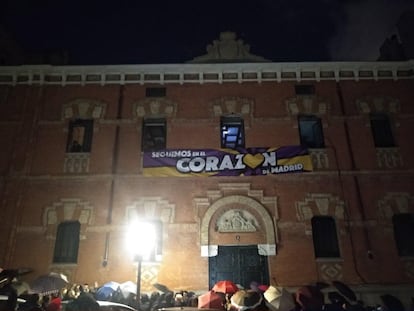 La Ingobernable ha okupado un edificio en la calle de Alberto Bosch.