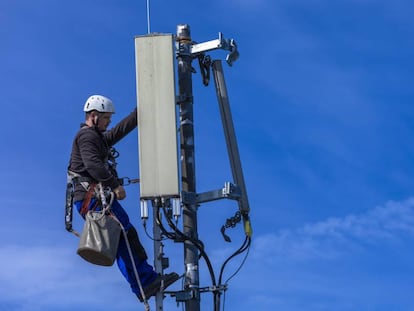 Una antena de telefonía 5G