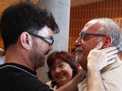 El coordinador regional de IU, Eddy S&aacute;nchez, y el alcalde de Rivas, Jos&eacute; Masa.