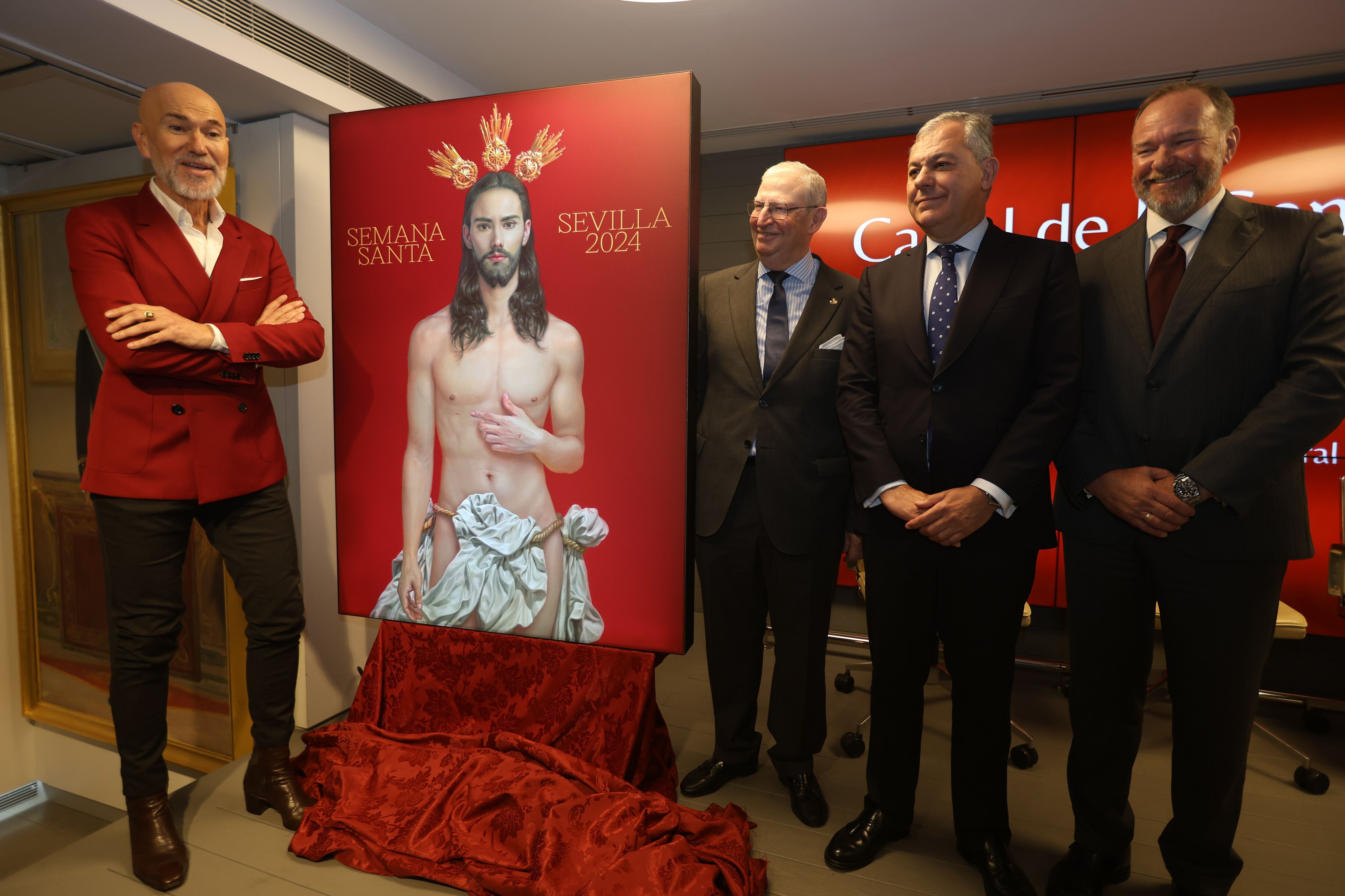 El bello Cristo de la discordia enciende a los cofrades en Sevilla