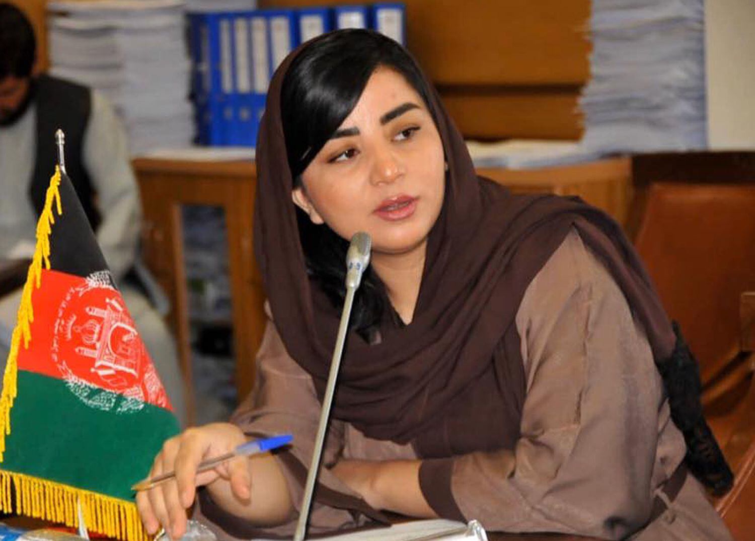 Farzana Kochai, diputada afgana por la circunscripción especial de los nómadas kuchi. Foto de su perfil de Facebook de 2020.