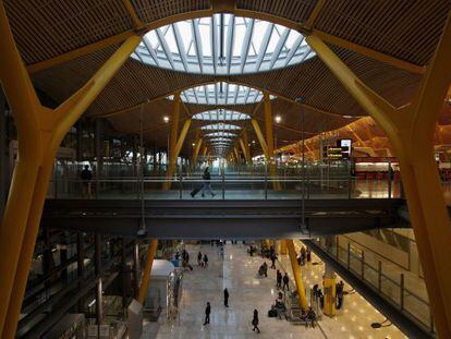 L'aeroport de Madrid-Barajas, el més gran de la xarxa d'AENA.