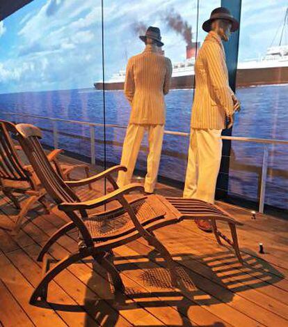 La tumbona de cubierta del 'Titanic' en la exposición sobre los grandes transatlánticos.