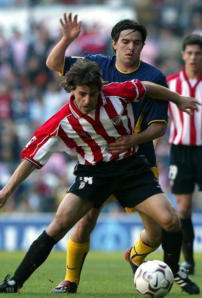 Alkiza, con la camiseta del Athletic en abril de 2003.