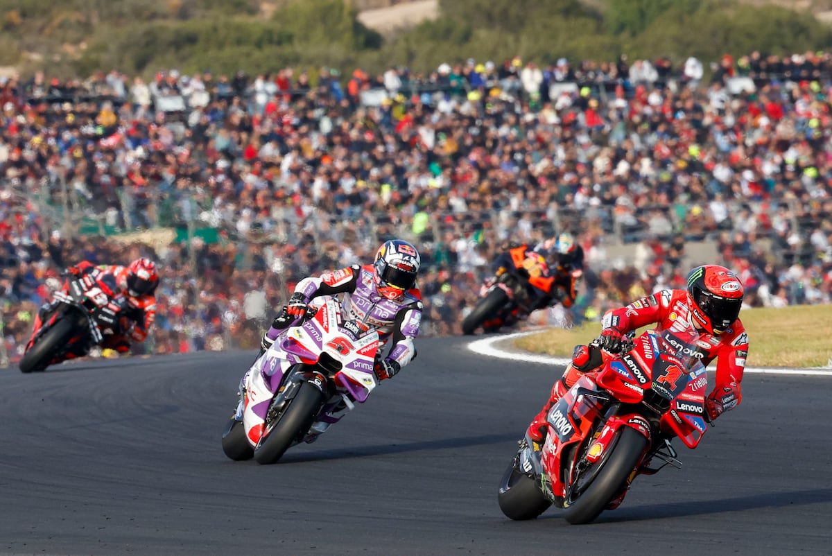Pecco Bagnaia se proclama campeón del mundo de MotoGP tras la caída de Jorge Martín | Motociclismo | Deportes