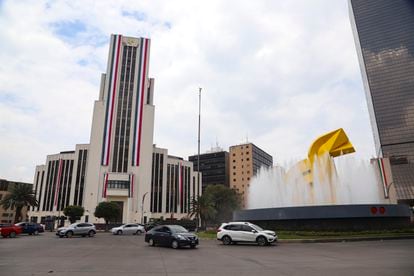 El Edificio de la Lotería Nacional, durante el Día de la Independencia 2020, en la Ciudad de México.