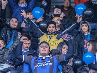 Seguidores del Huachipato FC, durante un partido el pasado 2 de septiembre.