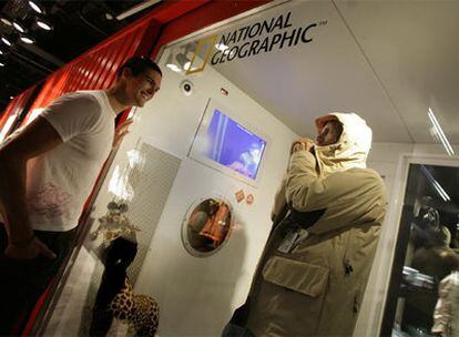 Probador con frío polar (para testar la resistencia de la ropa a las bajas temperaturas) en la National Geographic Store.