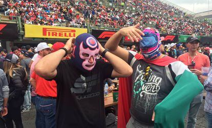 Los primos Federico y Henry Hedman, durante el Gran Premio de México.