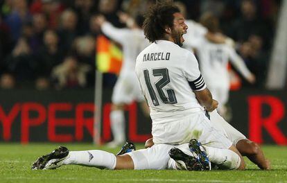 Marcelo celebra el tanto de Cristiano Ronaldo.