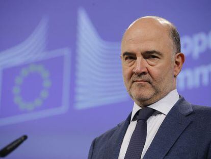 Moscovici dice que trabajar con Trump será "extremadamente difícil"