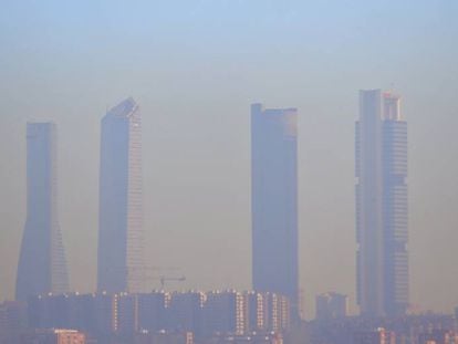 El cielo en Madrid en un día de alta contaminación.