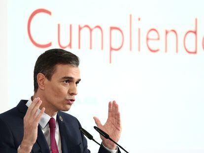 Pedro Sánchez durante la rueda de prensa para presentar el primer informe de rendición de cuentas del Gobierno.