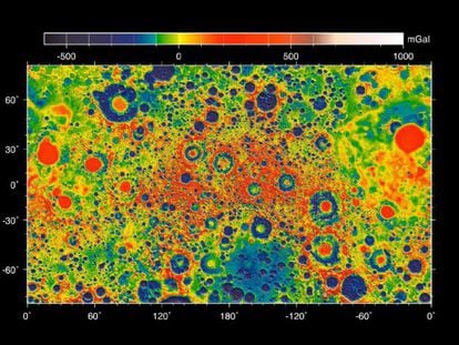 Mapa del campo gravitatorio de la Luna confeccionado con los datos de la misión espacial Grail. 