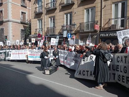 Manifestación de letrados de la Administración de Justicia en Madrid este jueves 9 de marzo de 2023.