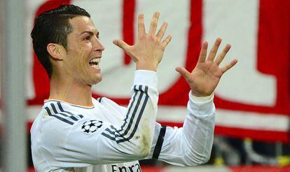 Ronaldo celebra el 0 a 3, su gol 15 en esta Champions con el Real Madrid