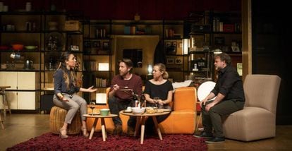 De izquierda a derecha, Candela Peña, Andrew Tarbett, Pilar Castro y Xavi Mira.