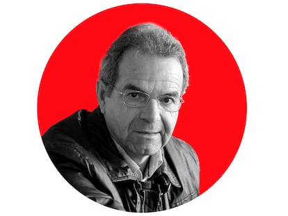El poeta Manuel Ruiz Amezcua.