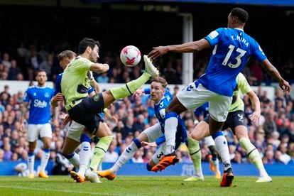 Gundogan scored against Everton with his back to goal last Sunday.