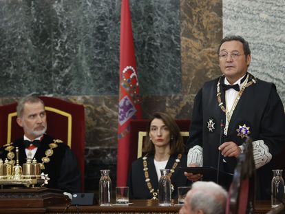 Álvaro garcía Ortiz interviene en la  apertura del año judicial ante el rey y la ministra de justicia en funciones, Pilar Llop. M