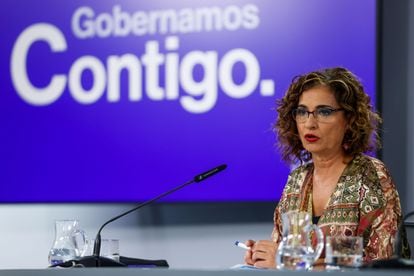 La ministra de Hacienda, María Jesús Montero, el martes durante su intervención en la rueda de prensa posterior a la reunión semanal del Consejo de ministros.