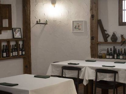 Sala del restaurante Fuentelgato, en la localidad de Huerta del Marquesado (Cuenca).