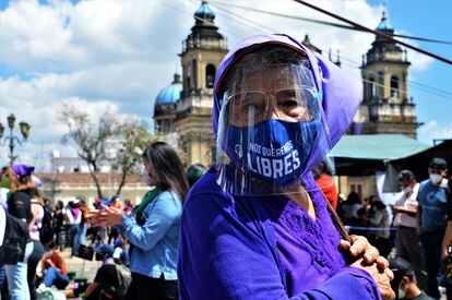 Una manifestante en la marcha contra la violencia machista el pasado 7 de marzo en Ciudad de Guatemala, previa al Día Internacional de la Mujer.