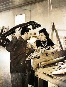 Dalí y Gala, trabajando en el <i>Sueño de Venus</i> (1939).