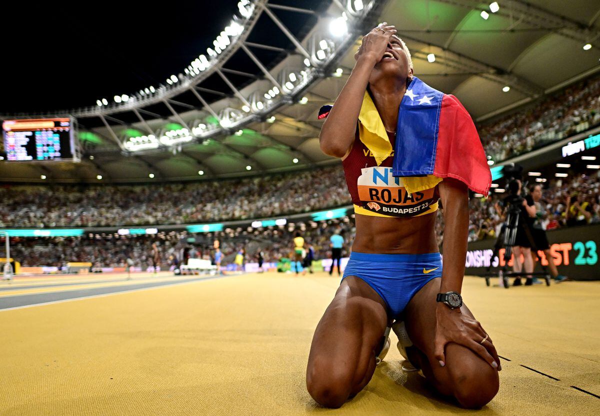 La Yulimar Rojas guerrera, campeona del mundo por cuarta vez y voz del empoderamiento de la mujer deportista | Deportes | EL PAÍS