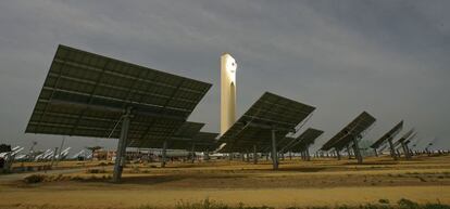 Planta solar de Abengoa en Sanlucar la Mayor, Sevilla.