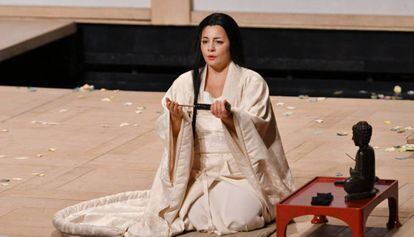 Cio-Cio-San en uno de los momentos finales de la ópera 'Madama Butterfly'.