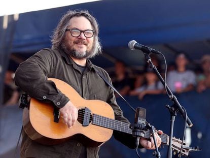 Jeff Tweedy en julio de 2019 en un concierto en Rhode Island. 