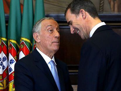 El Rey junto al nuevo presidente de la República de Portugal.