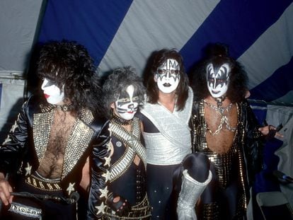 Paul Stanley, Peter Criss, Ace Frehley y Gene Simmons, en Los Ángeles en 1978, el año en el que se estrenó 'Kiss contra el fantasma del parque'.