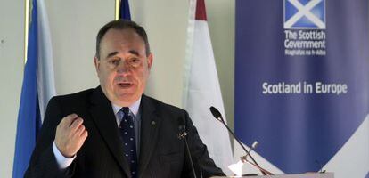 El ministro principal escocés, Alex Salmond, durante su conferencia en Brujas.