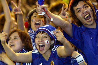 Aficionados nipones, durante un partido.