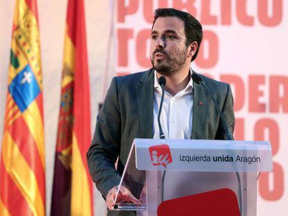 El coordinador federal de IU, Alberto Garzón, participa en el mitin central de la campaña electoral junto al candidato del partido a la Presidencia de Aragón, Álvaro Sanz, la candidata de IU, Unidas Podemos al Europarlamento, Sira Rego, y el candidato a la alcaldía de Zaragoza por ZEC, Pedro Santisteve.