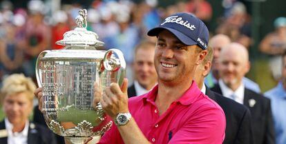 Thomas, con el trofeo Wanamaker.