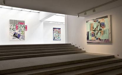 Vista de la exposición de Luis Gordillo en la galería Malborough.
