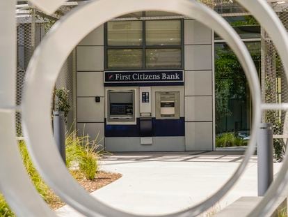 Una oficina del First Citizens Bank en Glendale (California).