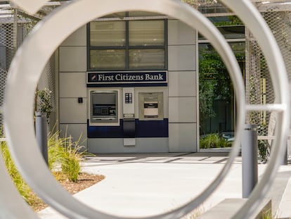 Una oficina del First Citizens Bank en Glendale (California).