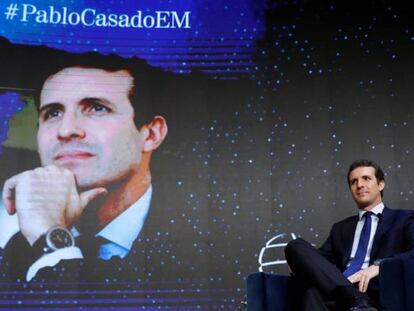 El presidente del PP, Pablo Casado, durante su intervenci&oacute;n este lunes en el espacio de foros &quot;La Espa&ntilde;a necesaria&quot;, que organiza el diario El Mundo.