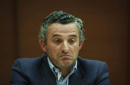Pedro Garc&iacute;a, exdirector general de Canal 9, durante su comparecencia en la comisi&oacute;n de investigaci&oacute;n del accidente de metro en las Cortes. 