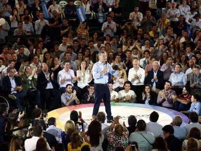 Mauricio Macri, en un acto de campa&ntilde;a en Buenos Aires el pasado martes.