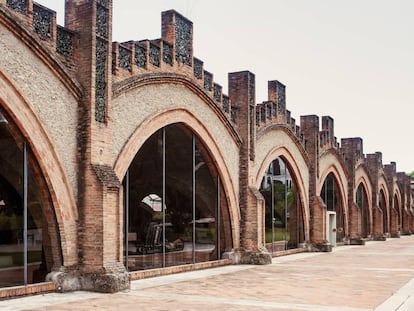 La 'catedral del cava' de Codorníu, obra de Puig i Cadafalch.