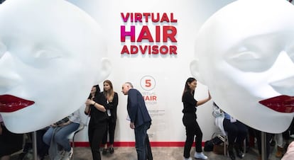 Virtual Hair Advisor, un espejo inteligente que muestra cambios de cabello.