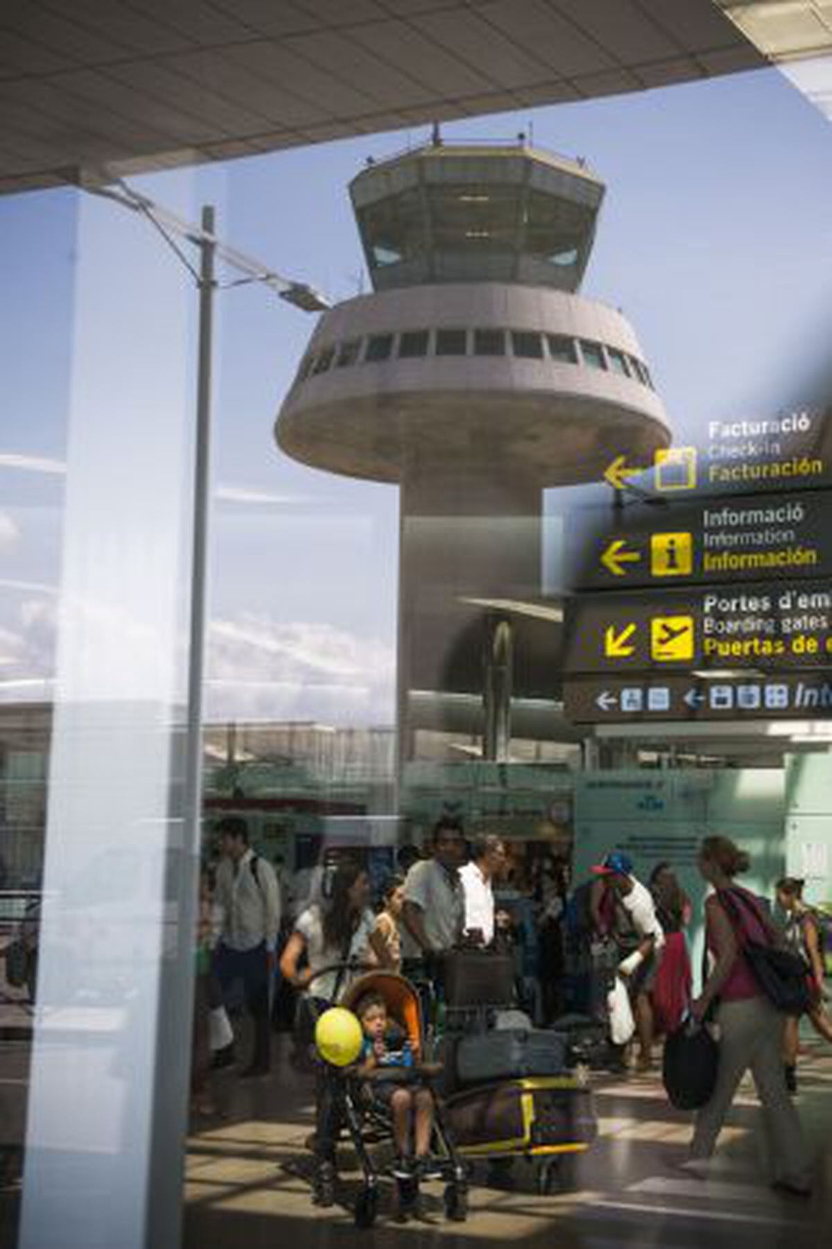 Norwegian anuncia vuelos de largo radio desde el aeropuerto de El Prat en 2016 Cataluña EL PAÍS