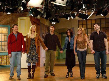 El reparto de 'Friends' se despide del público tras rodar el último capítulo de la serie.